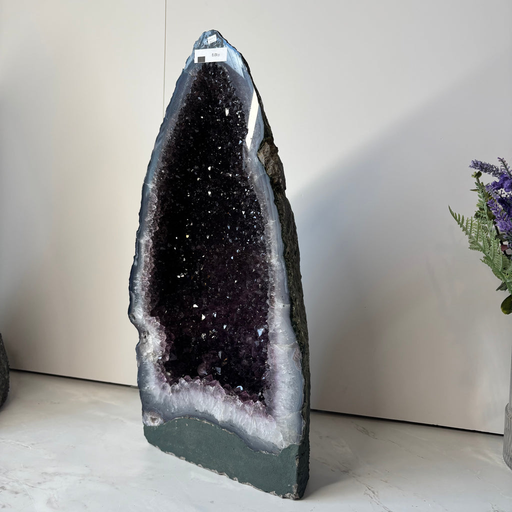 Amethyst church 8.8KG