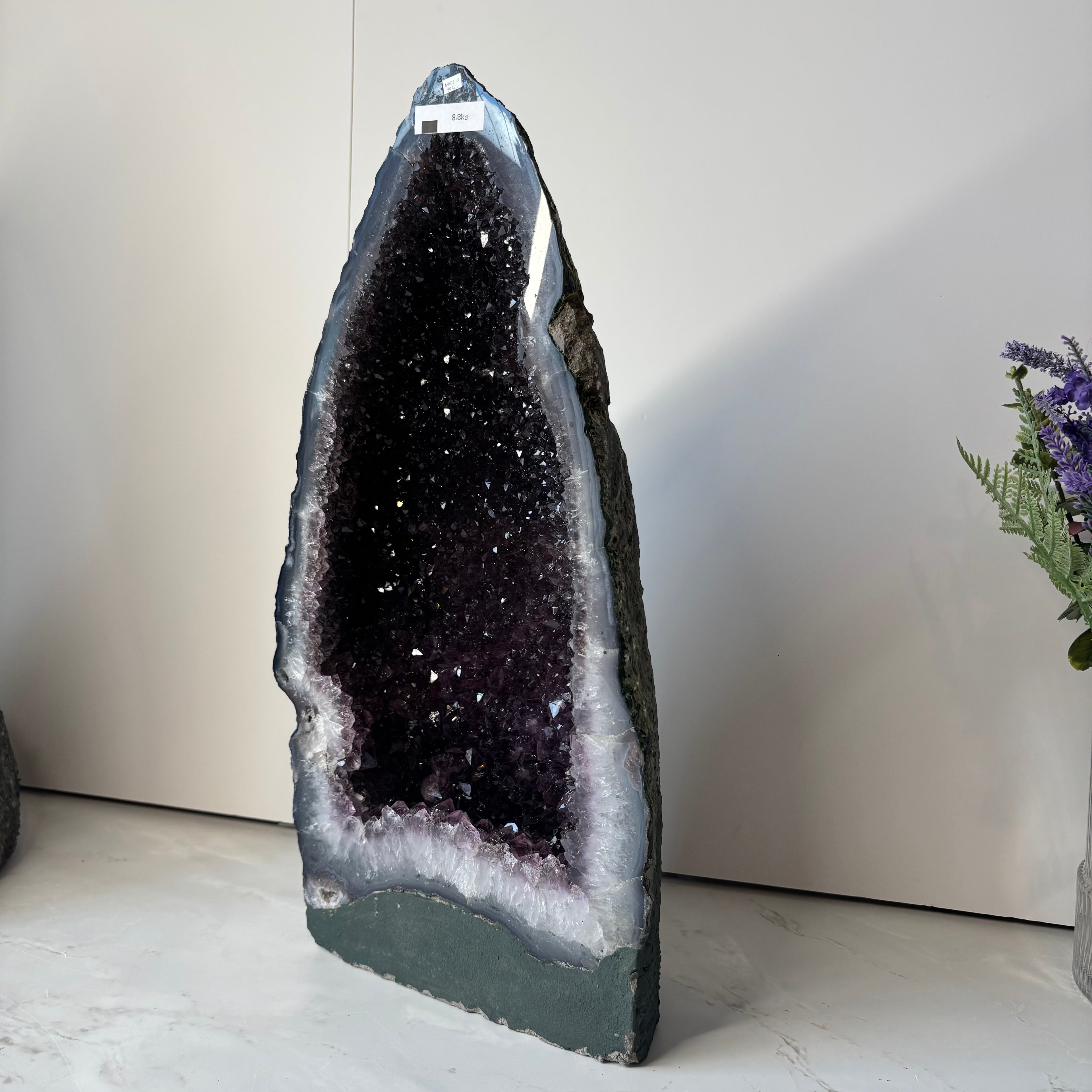 Amethyst church 8.8KG